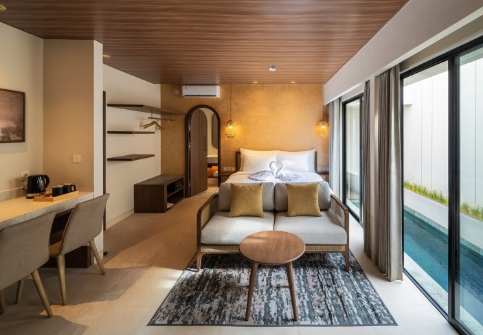 Solaris Villa Bali interior beside the private pool